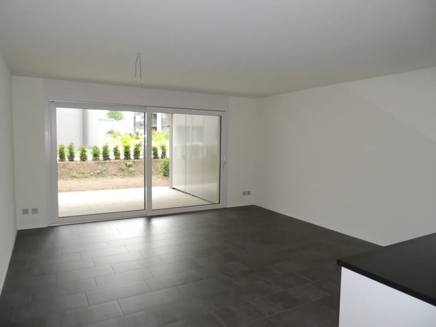 Couple or Single Apartment with Large Patio - Photo 7 of 14
