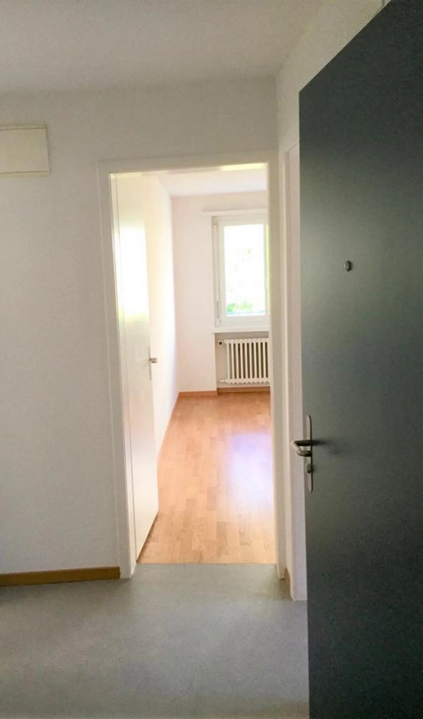 Charmante appartement 1 pièce dans un emplacement central - Photo 4 sur 5