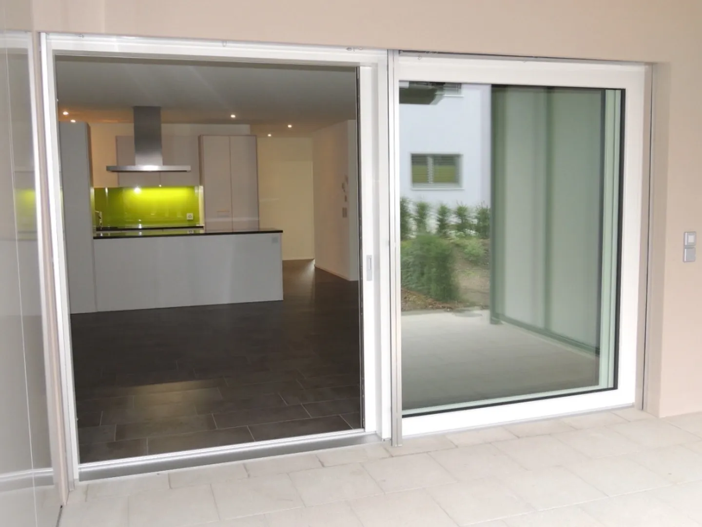 Couple or Single Apartment with Large Patio - Photo 8 of 14