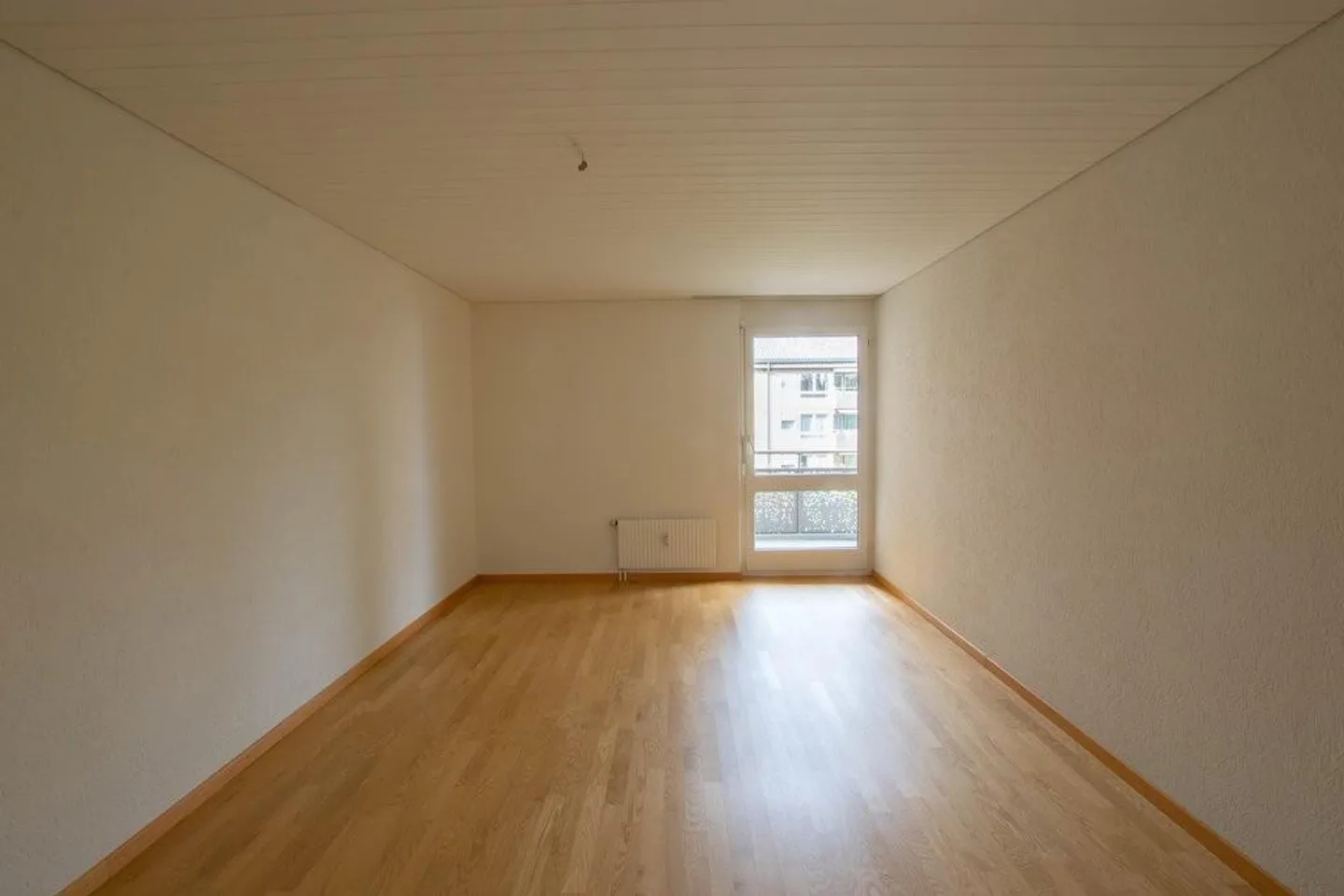 Renovated 3.5-room apartment for rent! - Photo 4 of 7