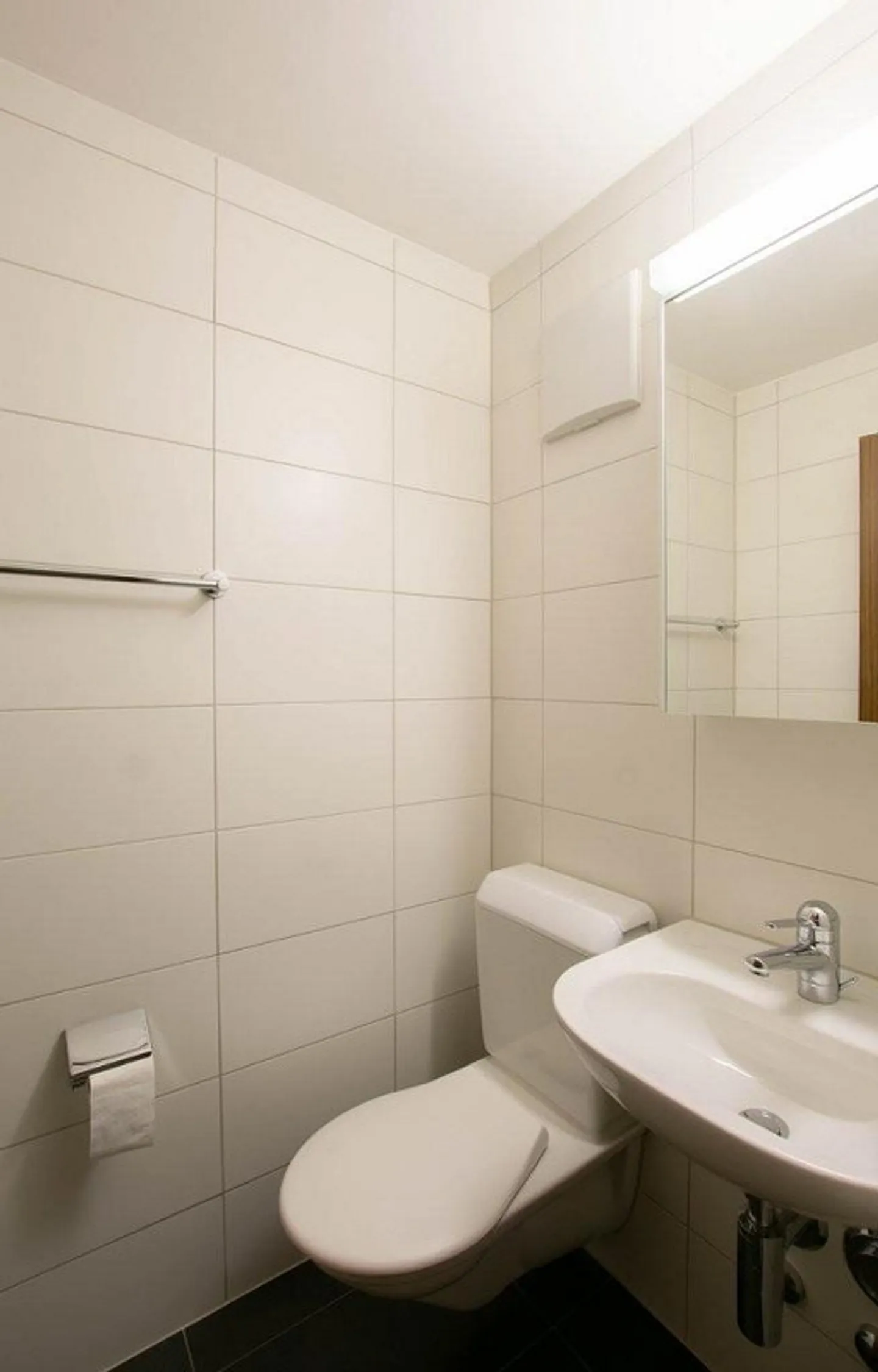Renovated 3.5-room apartment for rent! - Photo 7 of 7