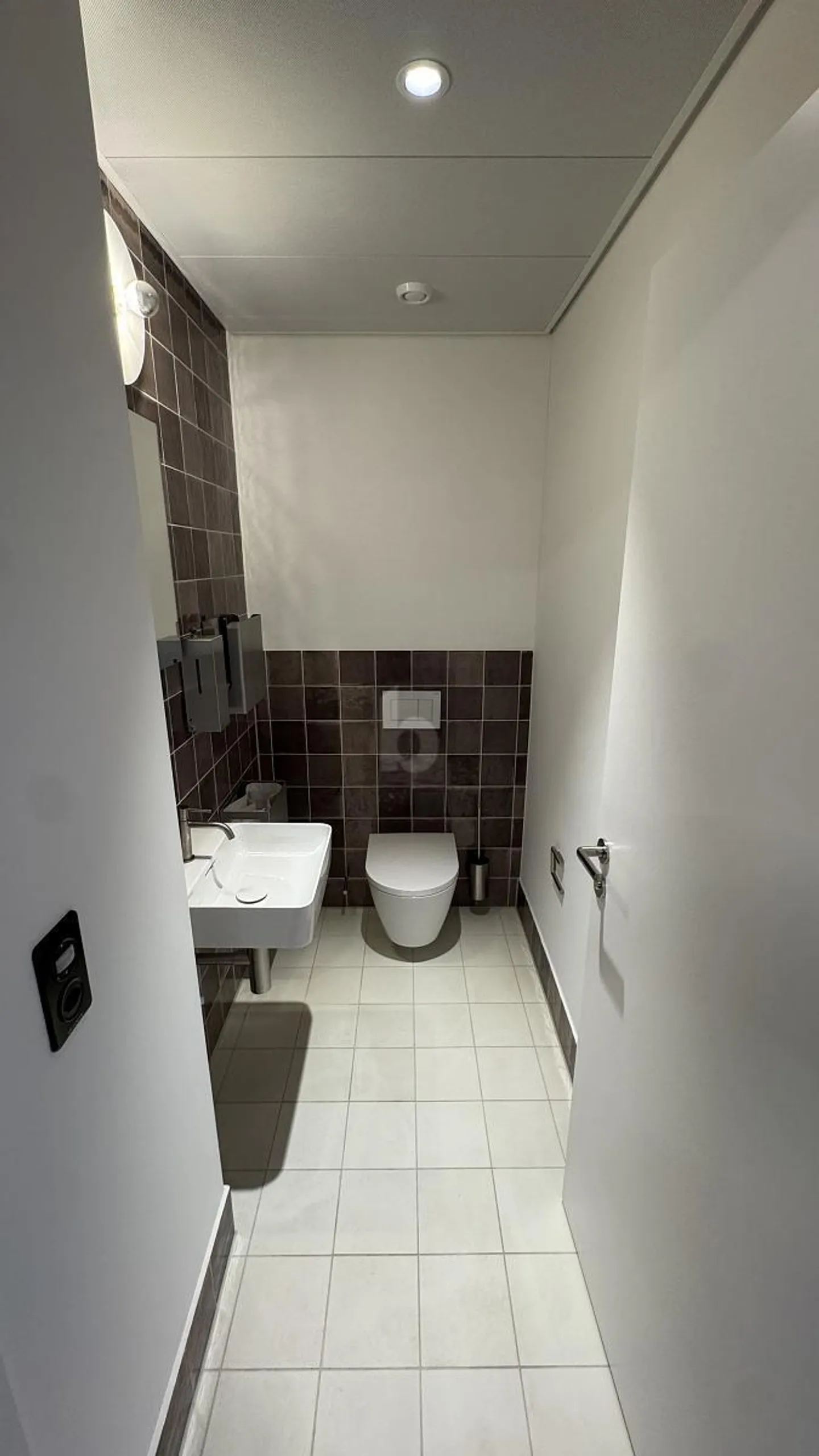 Spazio ufficio in affitto - Foto 5 di 6