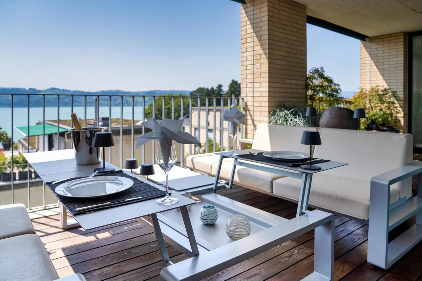 Attico esclusivo con vista lago - Foto 1 di 5