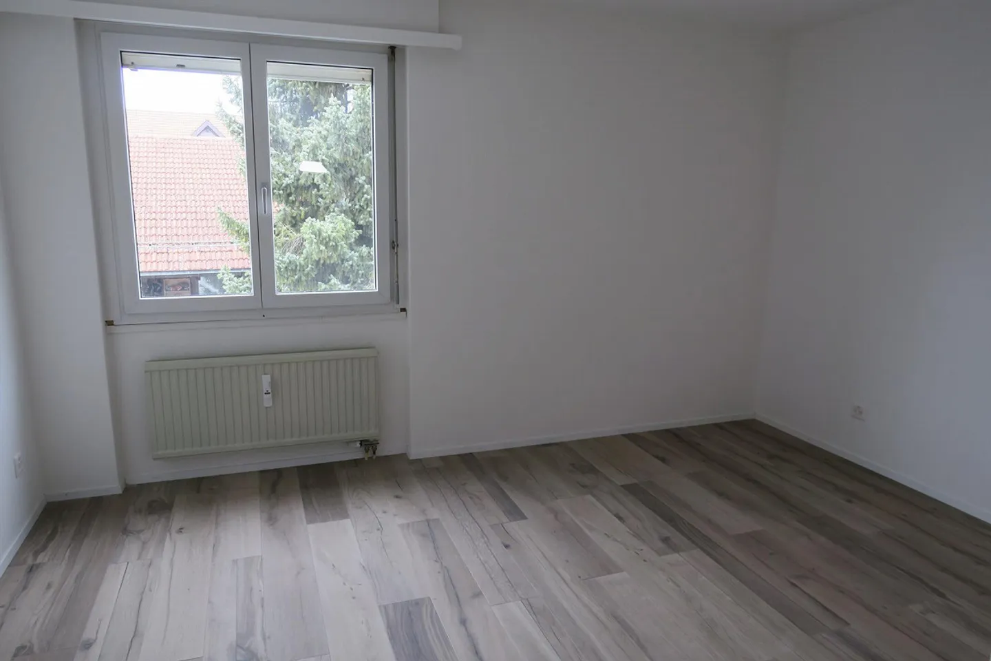 Renovierte 4,5 Zimmer Wohnung - Foto 2 von 13