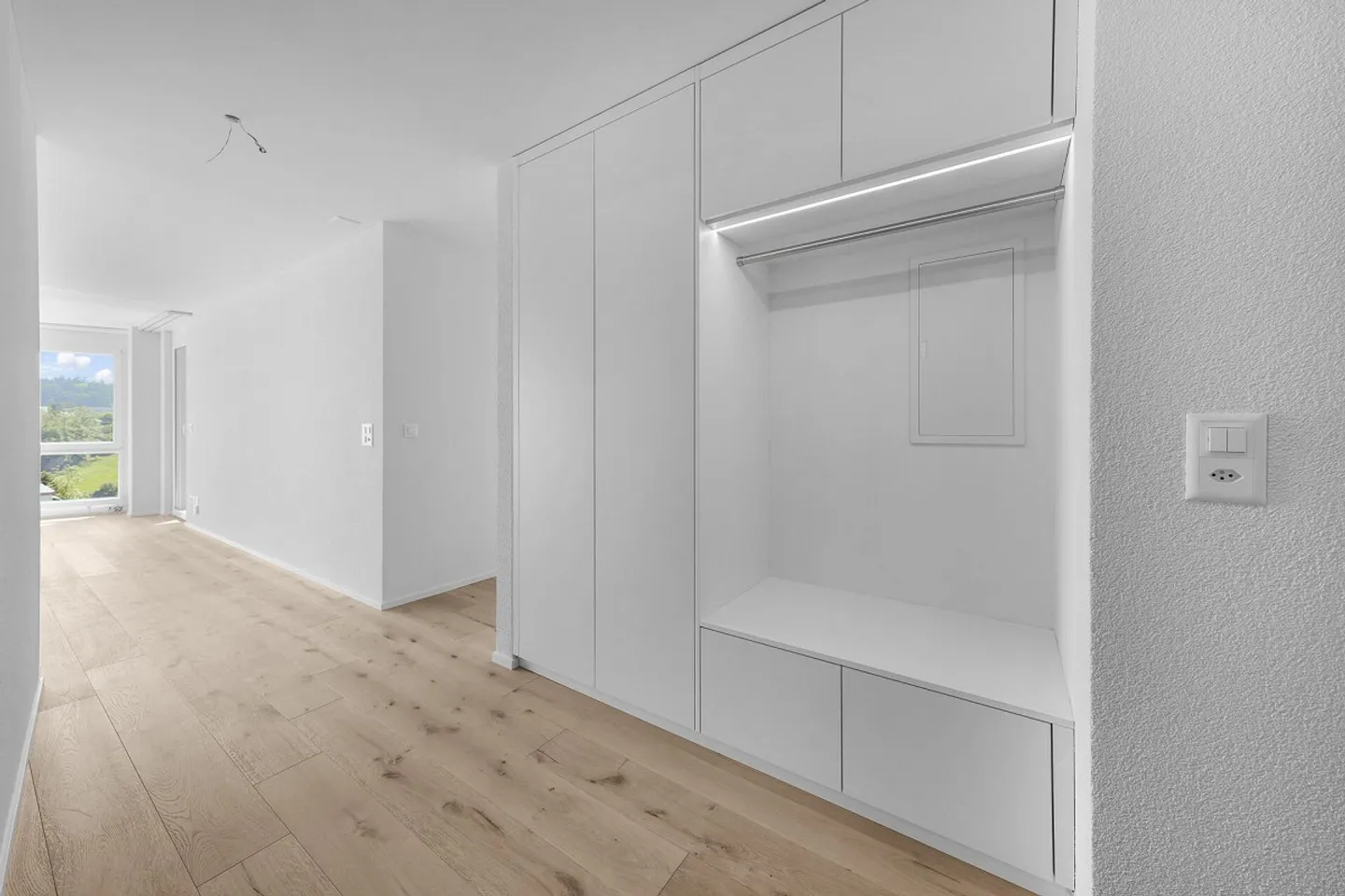Modernes Apartment mit Balkonen - Foto 5 von 16