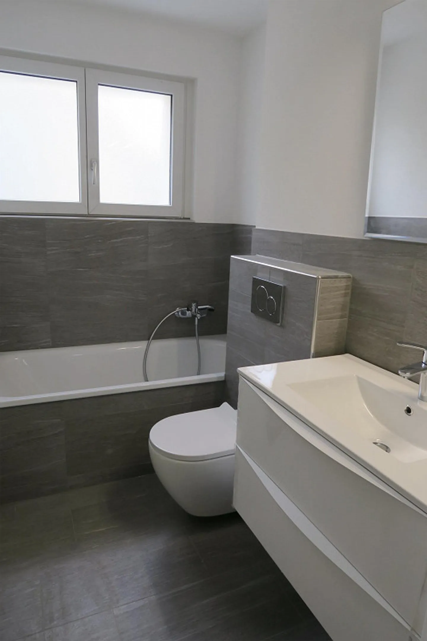 Renovierte 4,5 Zimmer Wohnung - Foto 1 von 13