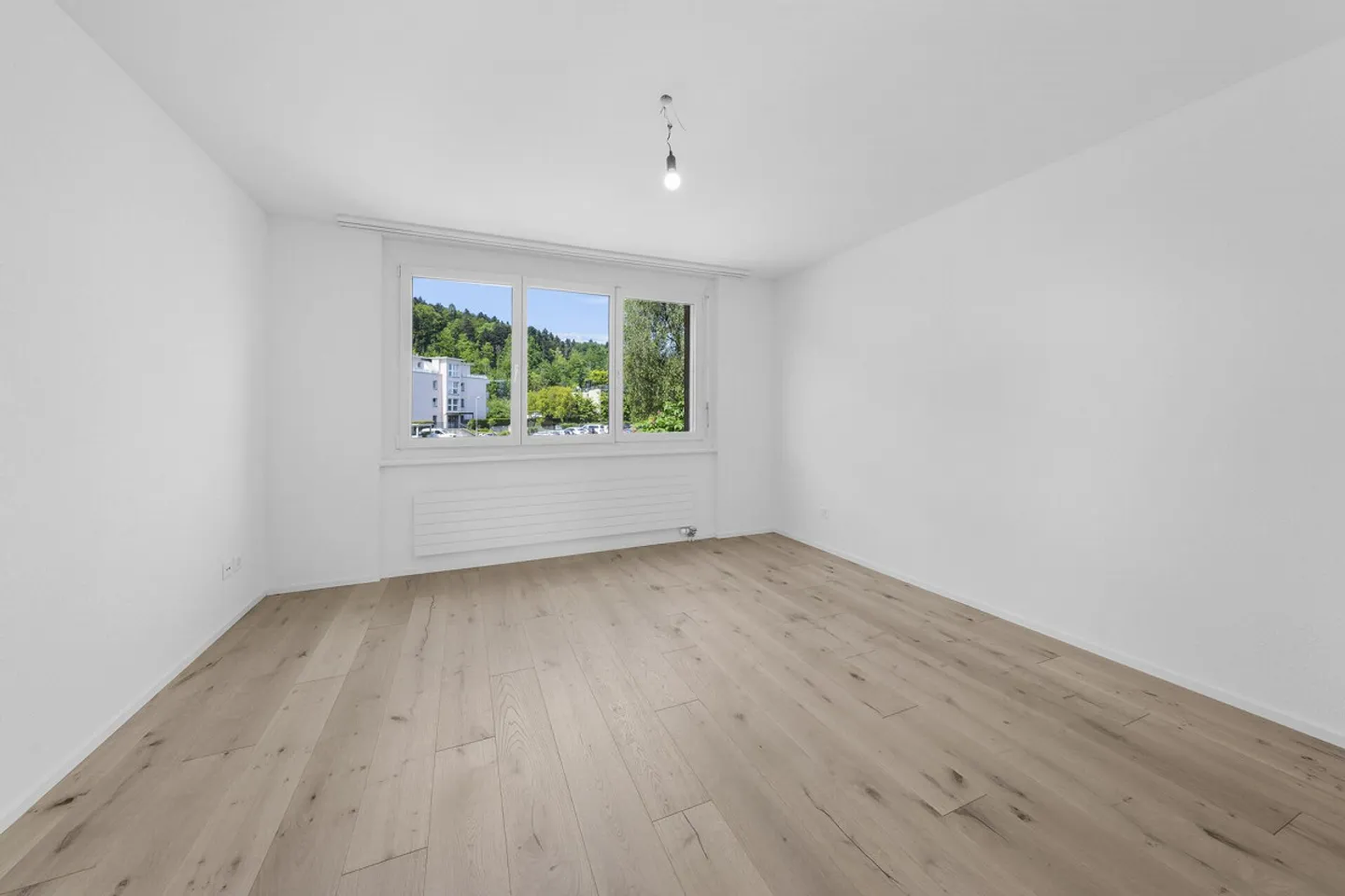 Modernes Apartment mit Balkonen - Foto 12 von 16