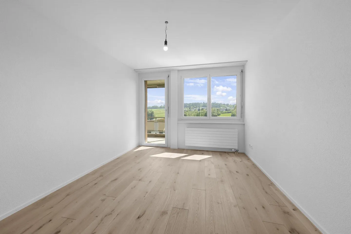 Modernes Apartment mit Balkonen - Foto 13 von 16