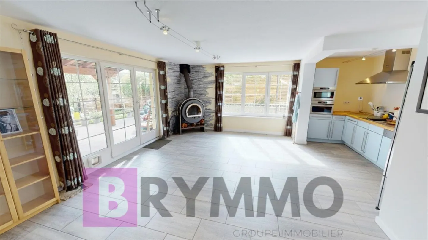 Casa bifamiliare a Gland con 5,5 stanze nel centro città - rara sul mercato - Foto 6 di 25