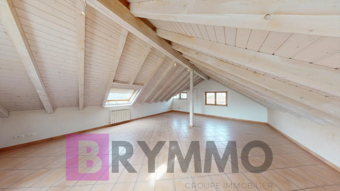 Casa bifamiliare a Gland con 5,5 stanze nel centro città - rara sul mercato - Foto 20 di 25