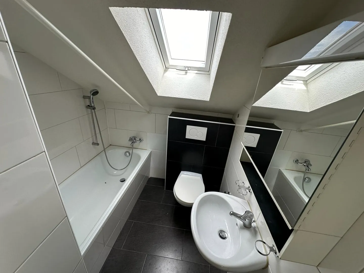 Modern 4.5-Room Apartment – Your New Home for Comfort - Photo 5 of 5