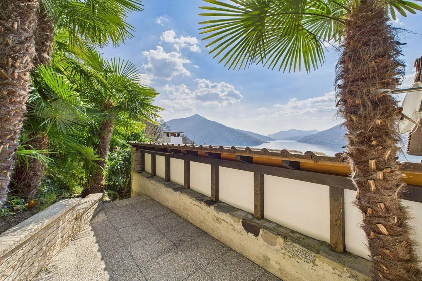 Bissone - Un véritable bijou avec vue panoramique à 180° - Photo 17 sur 30