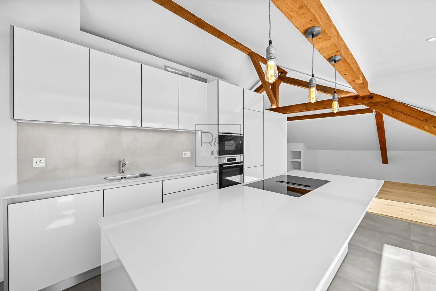 Renovated loft in Bulle - Photo 3 of 10