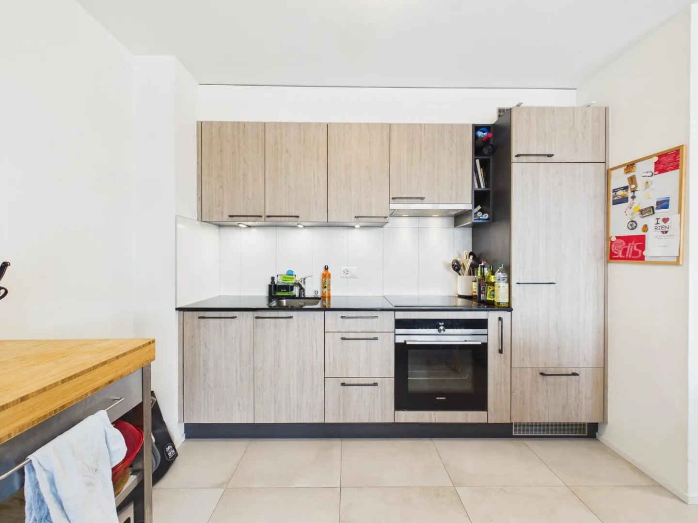 Apartment - Photo 3 of 10