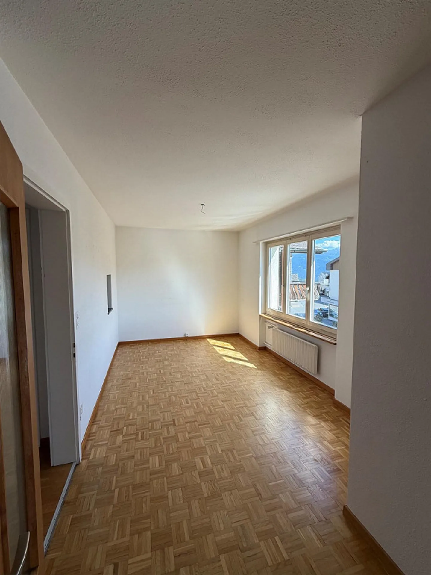 Zentrale 4.5-Zimmerwohnung in Flims - Foto 4 von 11
