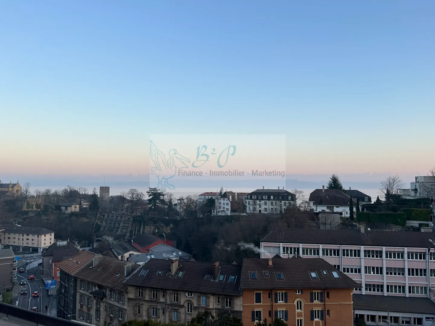 Grand appartement de 4.5 pièces avec vue sur le lac - Photo 1 sur 13