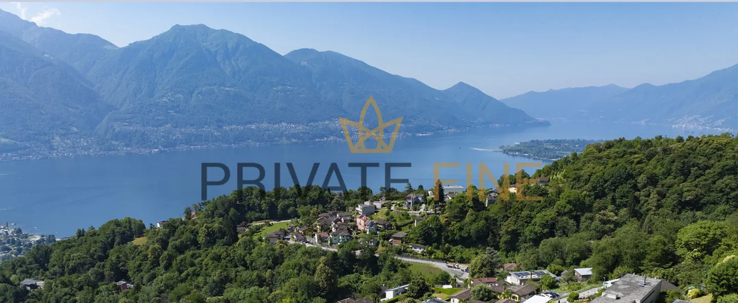 Appartement de 2,5 pièces avec piscine, vue sur le lac et résidence secondaire - Photo 1 sur 15