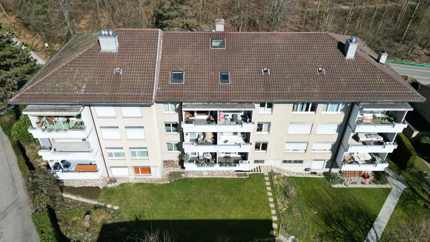 Appartamento luminoso di 4.5-5.5 stanze con vista sulle montagne e stanza hobby - pronto per essere occupato - Foto 22 di 22