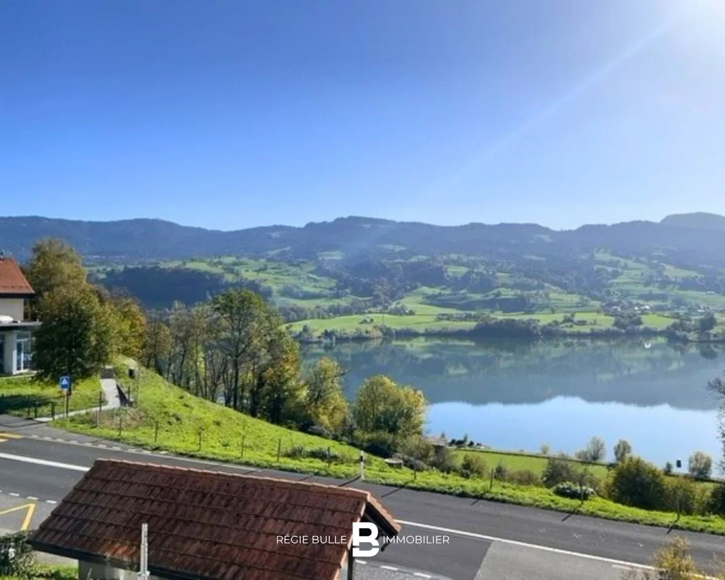 Avry-devant-Pont: Magnificent 2.5-room apartment for rent - Photo 1 of 5