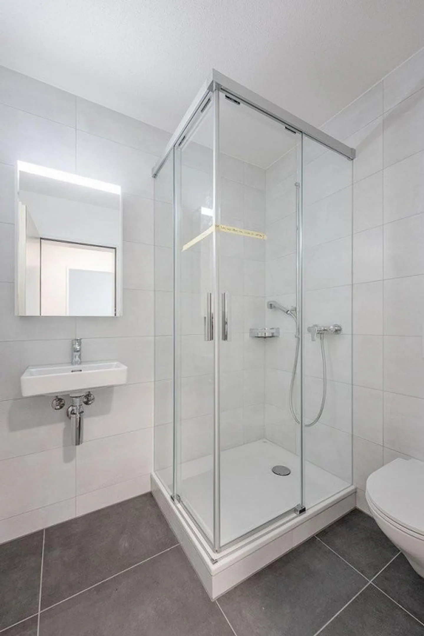 Living in a central location - Photo 7 of 7