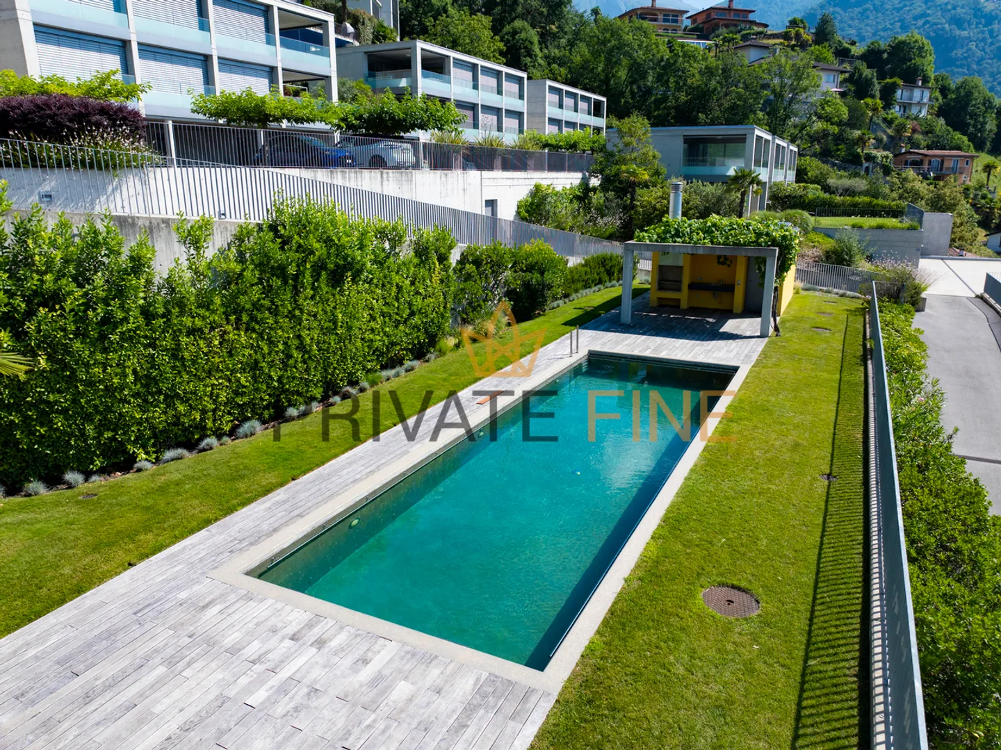 Appartement de 2,5 pièces avec piscine, vue sur le lac et résidence secondaire - Photo 12 sur 15