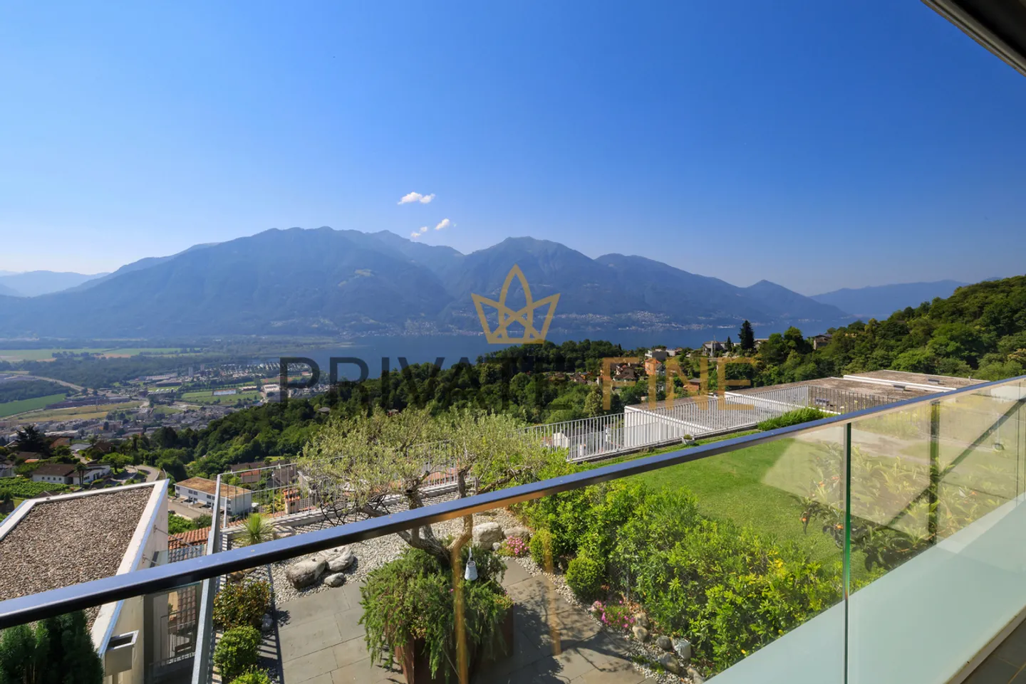 Appartement de 2,5 pièces avec piscine, vue sur le lac et résidence secondaire - Photo 13 sur 15
