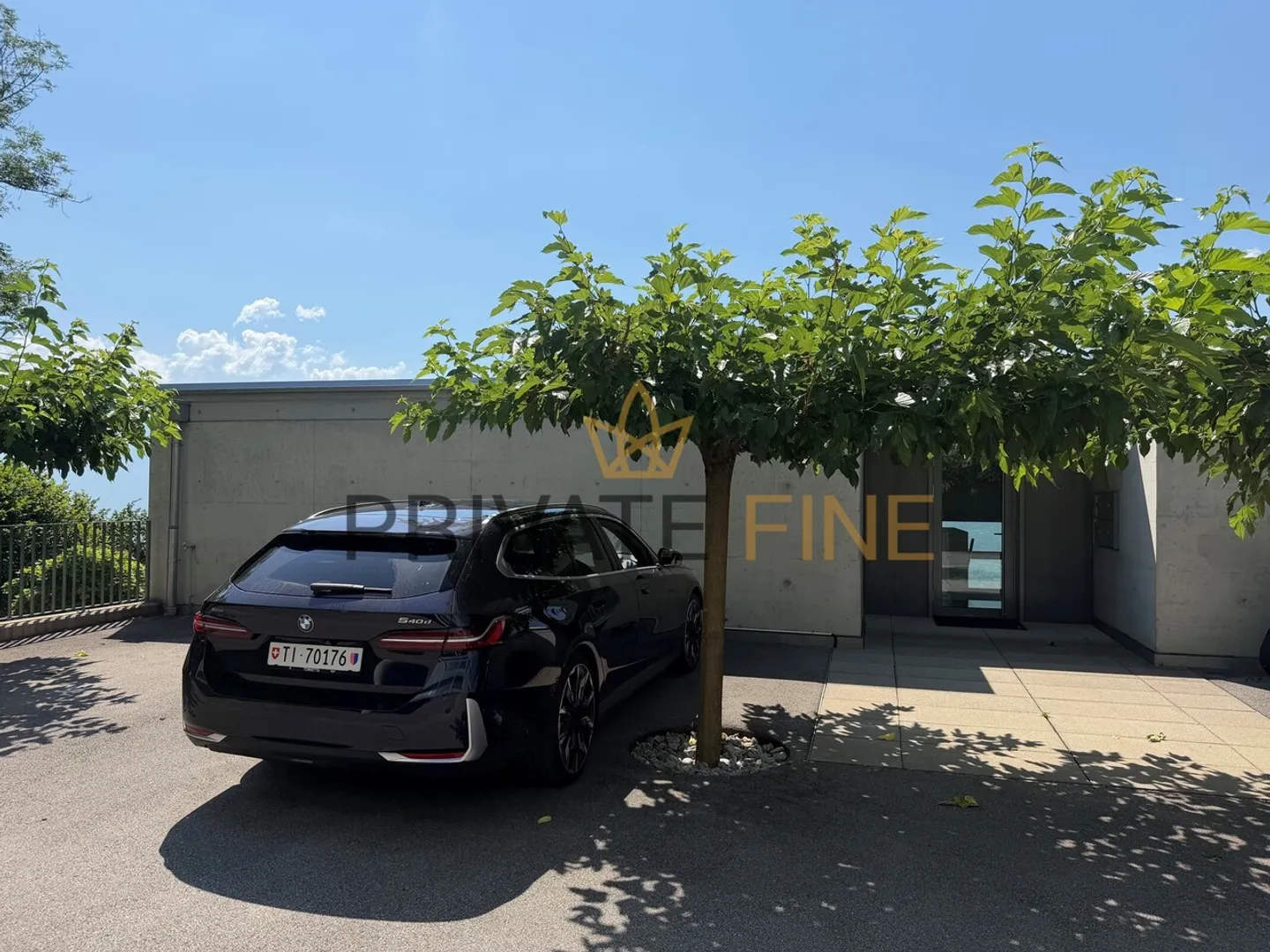 Appartement de 2,5 pièces avec piscine, vue sur le lac et résidence secondaire - Photo 14 sur 15