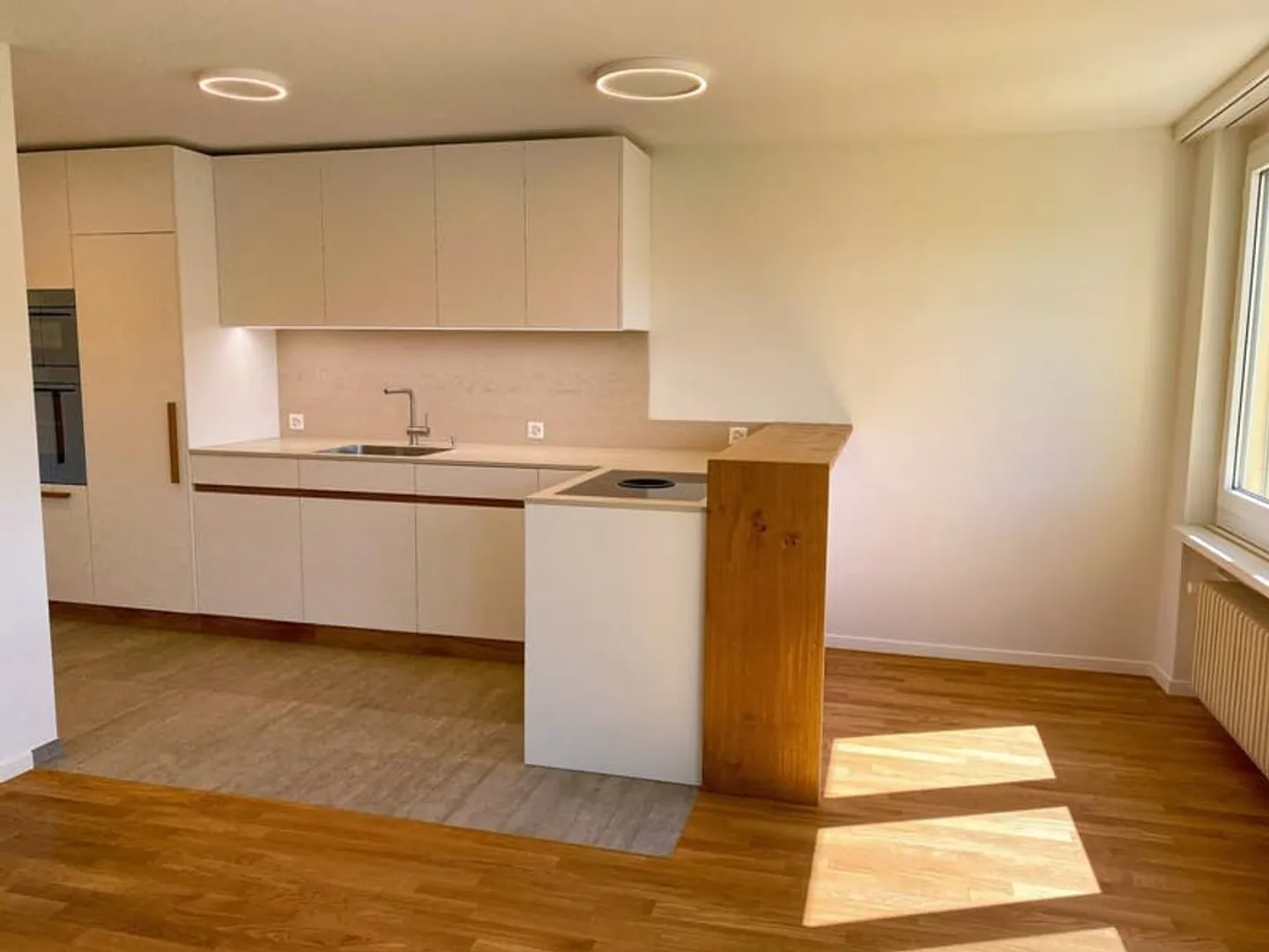 Apartment for rent - Photo 1 of 11