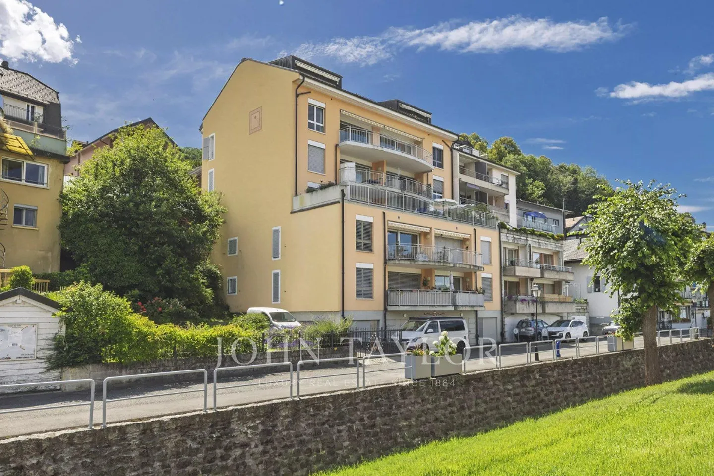 Appartamento di lusso con vista lago - Foto 9 di 9