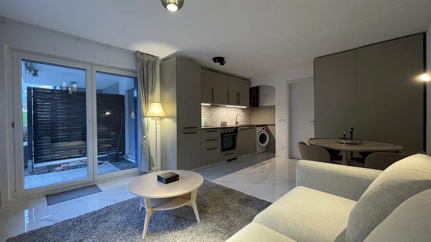 Charming 1-room apartment with spectacular views in Feusisberg. - Photo 6 of 19