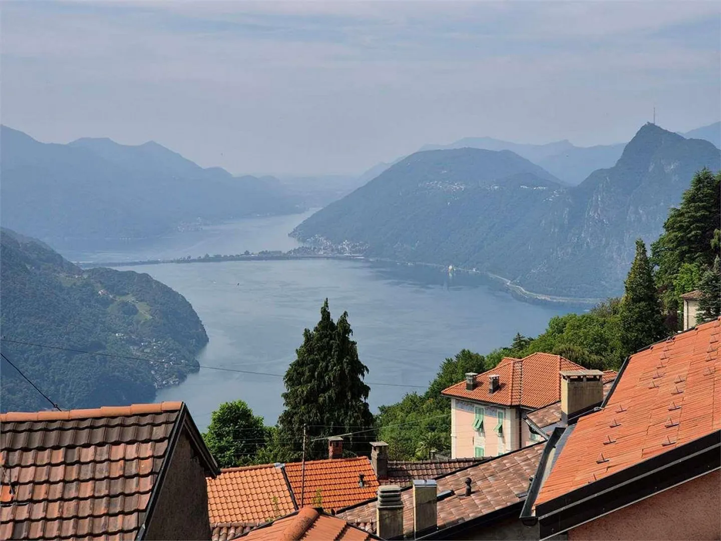 Maison rustique du Tessin dans le noyau avec vue sur le lac. - Photo 7 sur 13