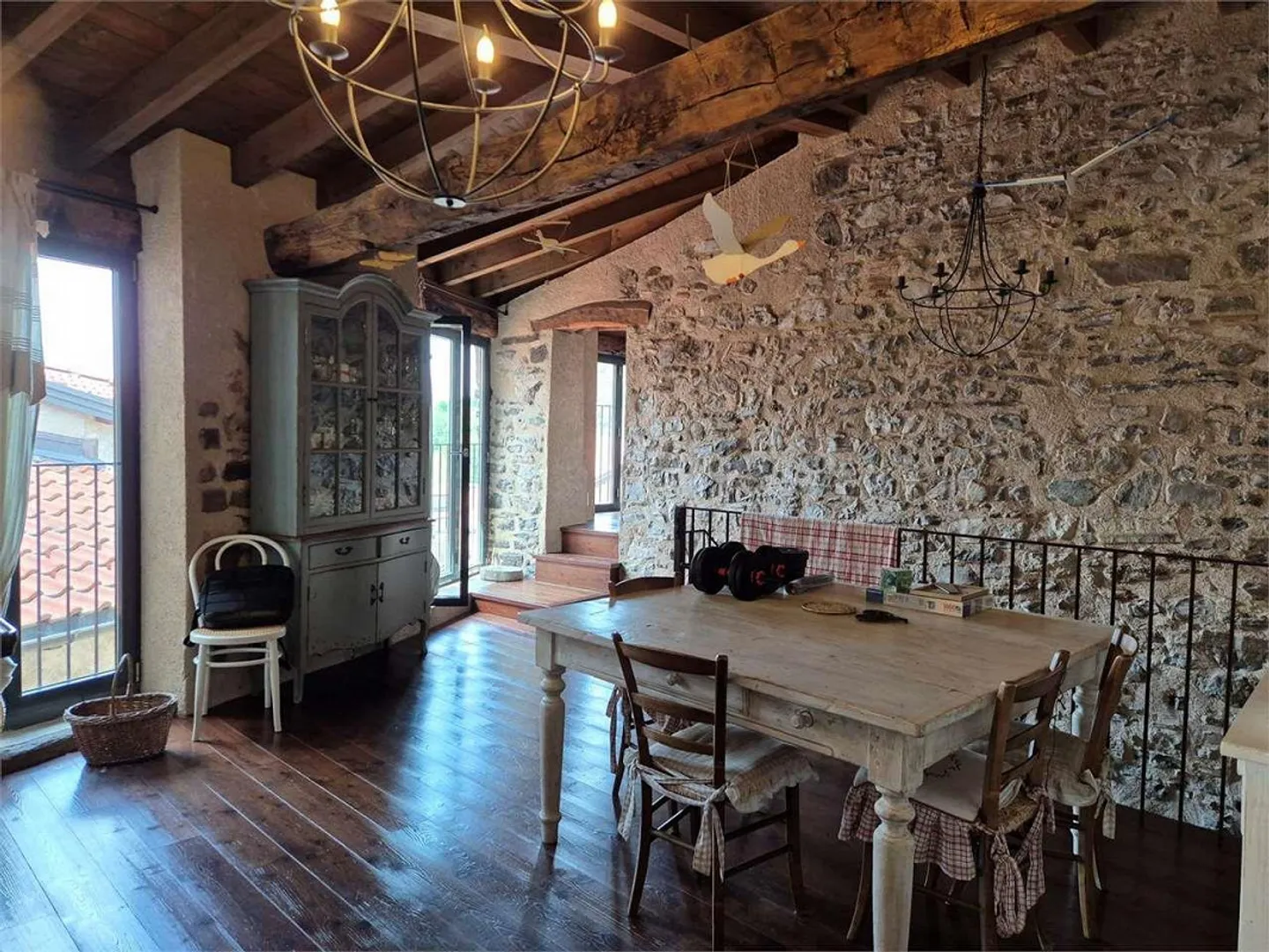 Maison rustique du Tessin dans le noyau avec vue sur le lac. - Photo 8 sur 13