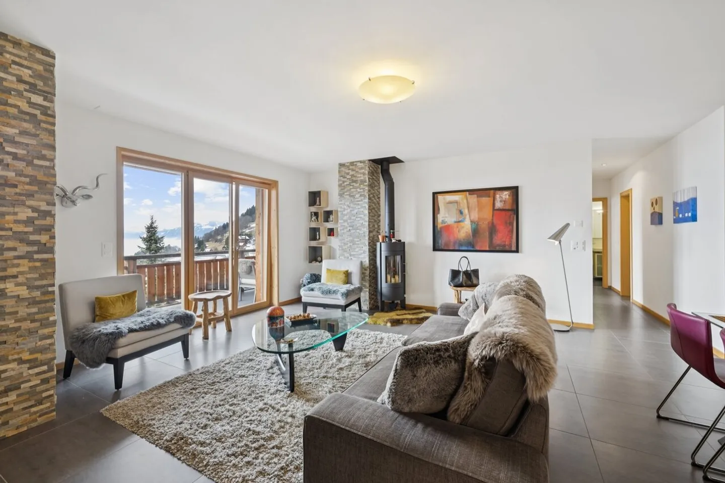 Superbe 3.5 pièces moderne - Vue imprenable - CECB en B - Foto 1 von 8