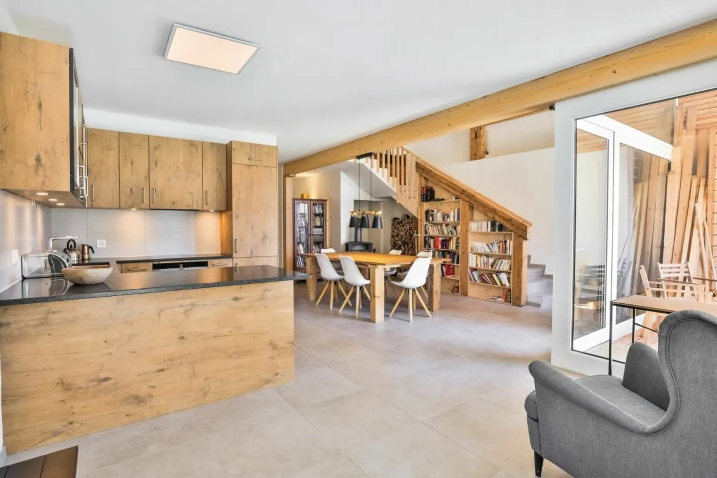 Magnifico duplex in un edificio ristrutturato con charme a Gimel - Foto 5 di 21
