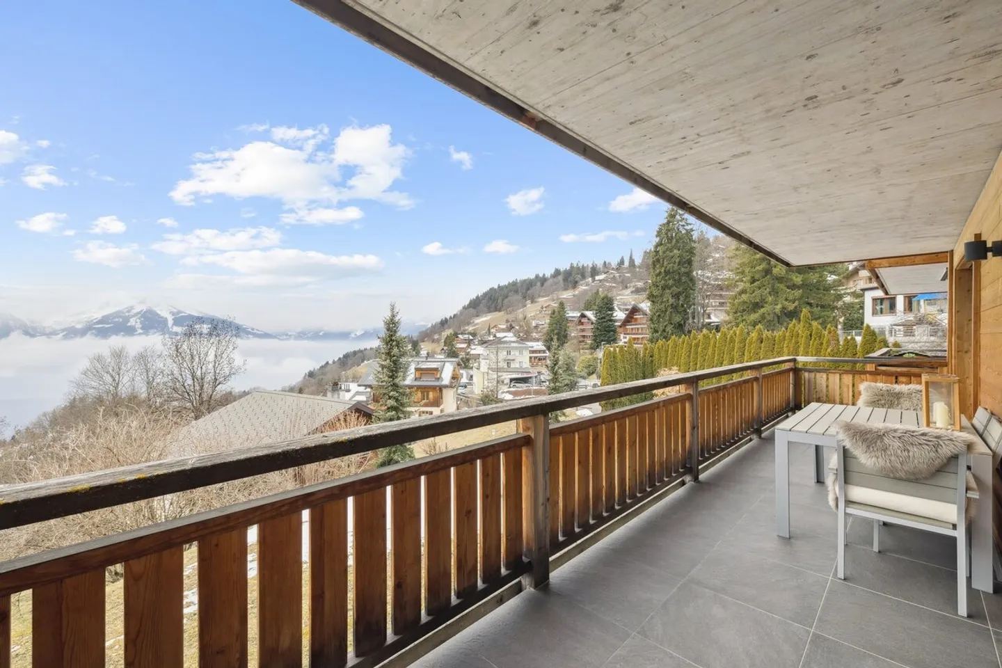 Superbe 3.5 pièces moderne - Vue imprenable - CECB en B - Foto 5 von 8