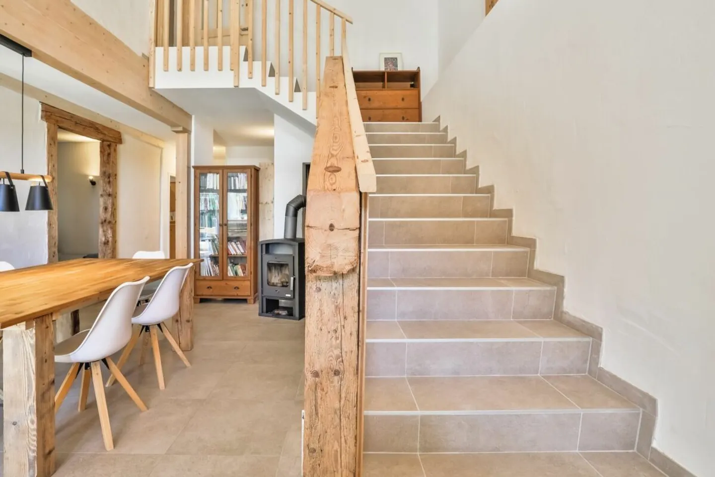 Magnifico duplex in un edificio ristrutturato con charme a Gimel - Foto 6 di 21