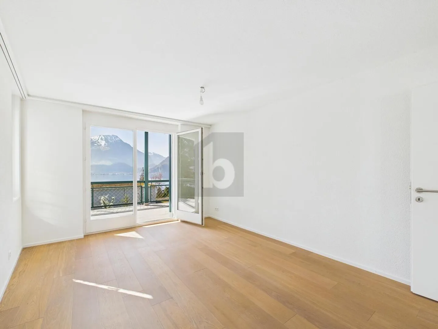 Exclusive Terrace Apartment - Photo 4 of 6