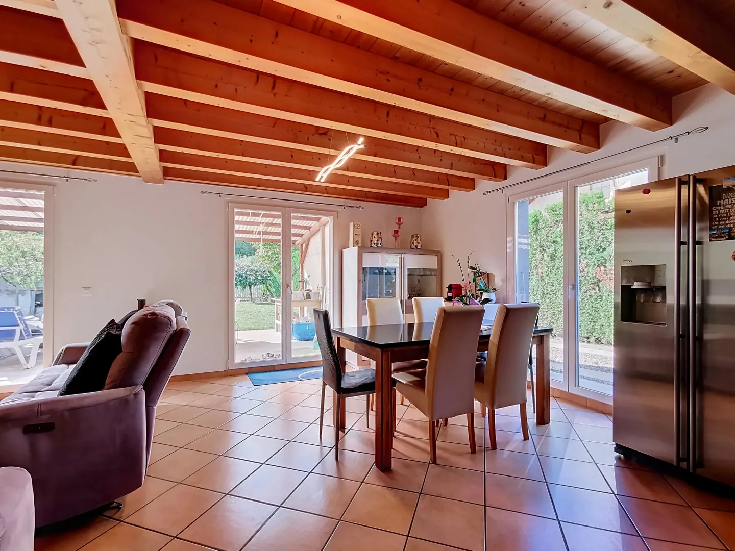 A house designed for family life, between lake and mountains! - Photo 2 of 5
