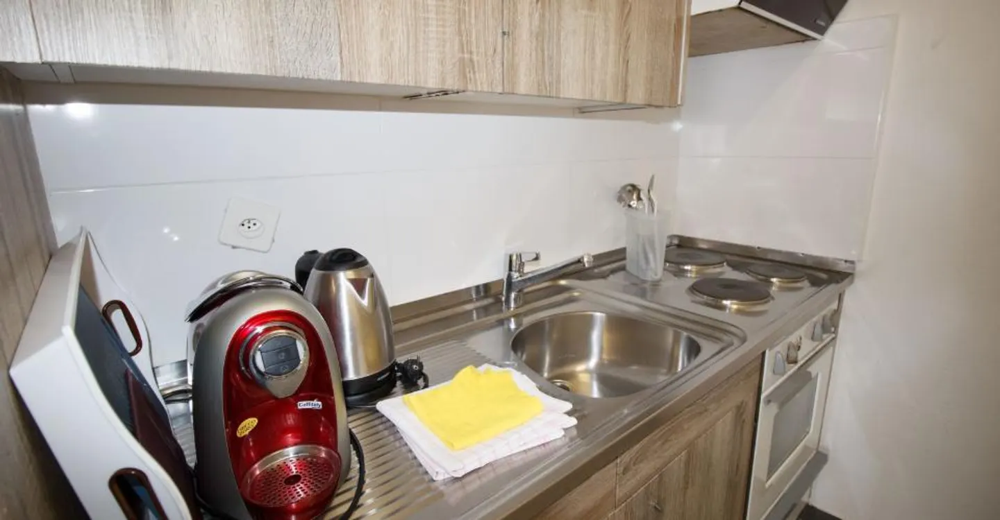 Studio 1.5-03, high-quality 1.5-room apartment with balcony and great view in the center - Photo 5 of 10