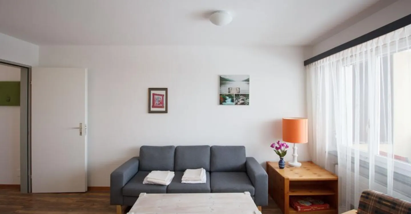 Studio 1.5-03, high-quality 1.5-room apartment with balcony and great view in the center - Photo 6 of 10