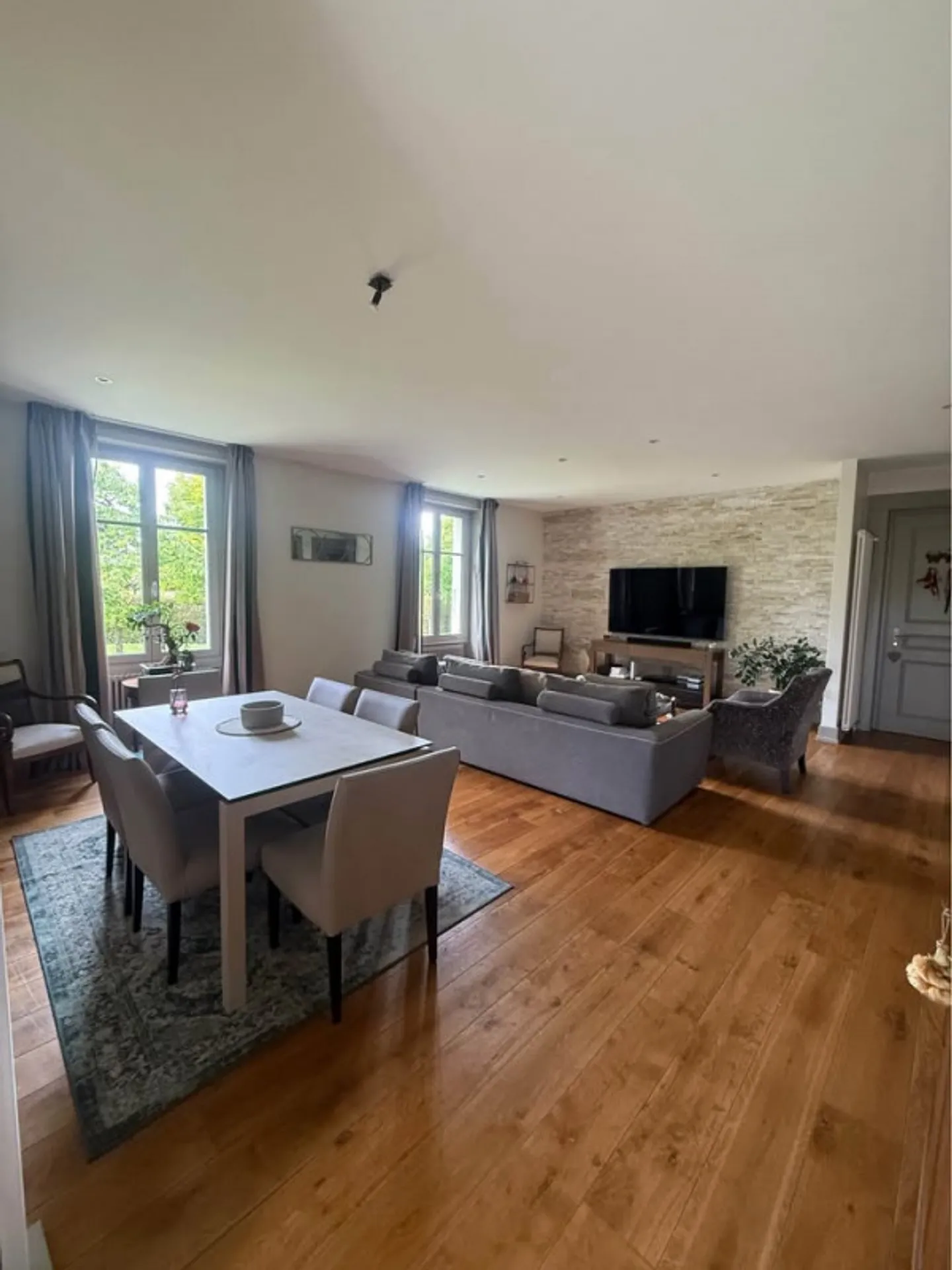 Appartement Charmant avec Jardin - Photo 6 sur 7