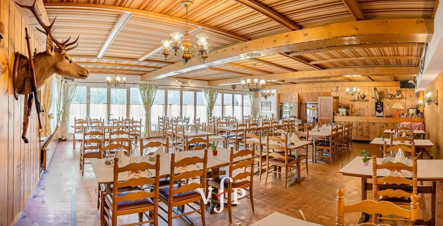 Apartment for sale - Photo 2 of 13