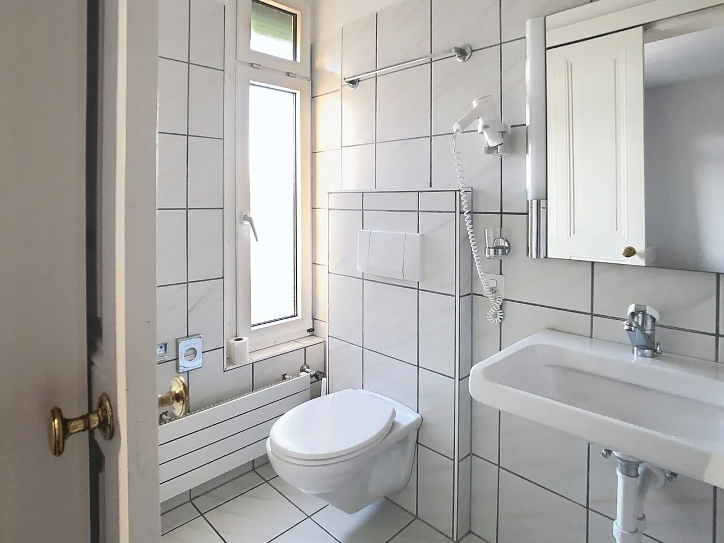 Studio meublé à Düdingen - Photo 2 sur 9