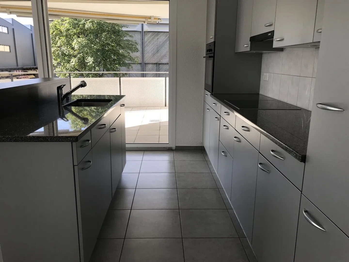 Appartamento in affitto - Foto 3 di 7