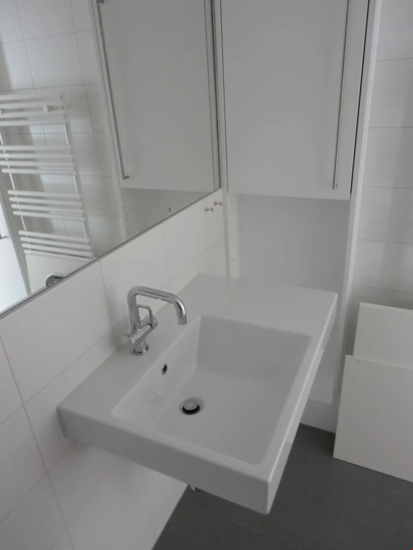 Moderno attico 3.5 locali con galleria e terrazza - Foto 5 di 13