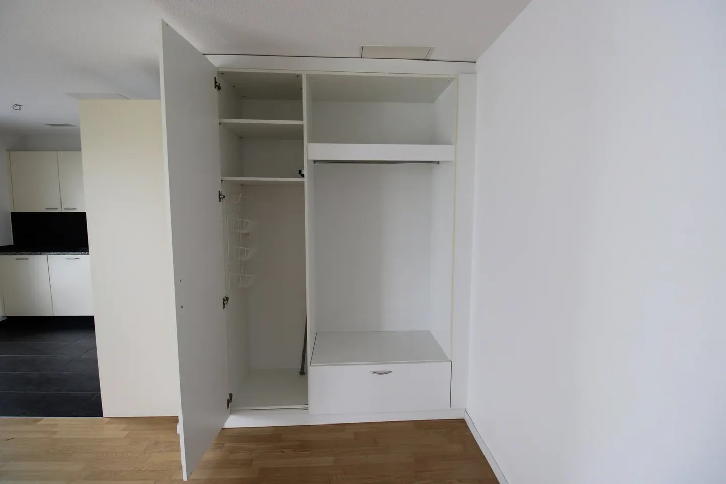 Modern 3.5-room apartment with balcony - Photo 13 of 13