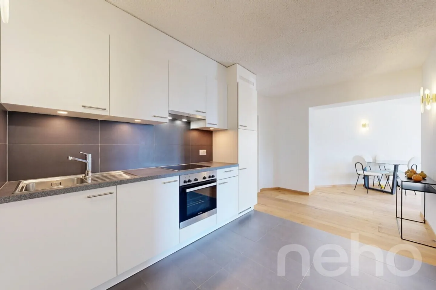 Magnifico appartamento di 3,5 locali completamente ristrutturato a Crans-Montana - Foto 1 di 12