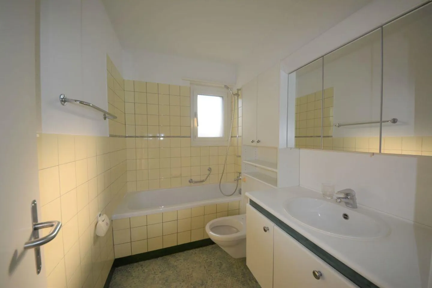 Appartamento 3 camere con vista mozzafiato cercasi? - Foto 8 di 11