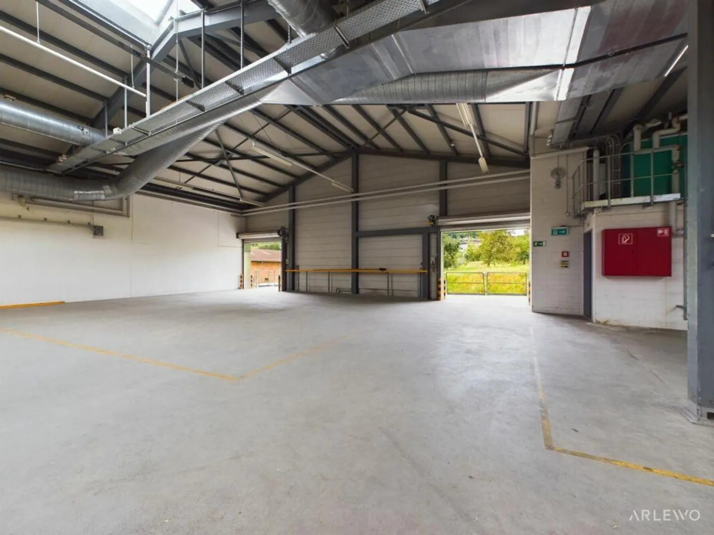 Spacious Storage | Logistics | Commercial Space - Photo 2 of 8