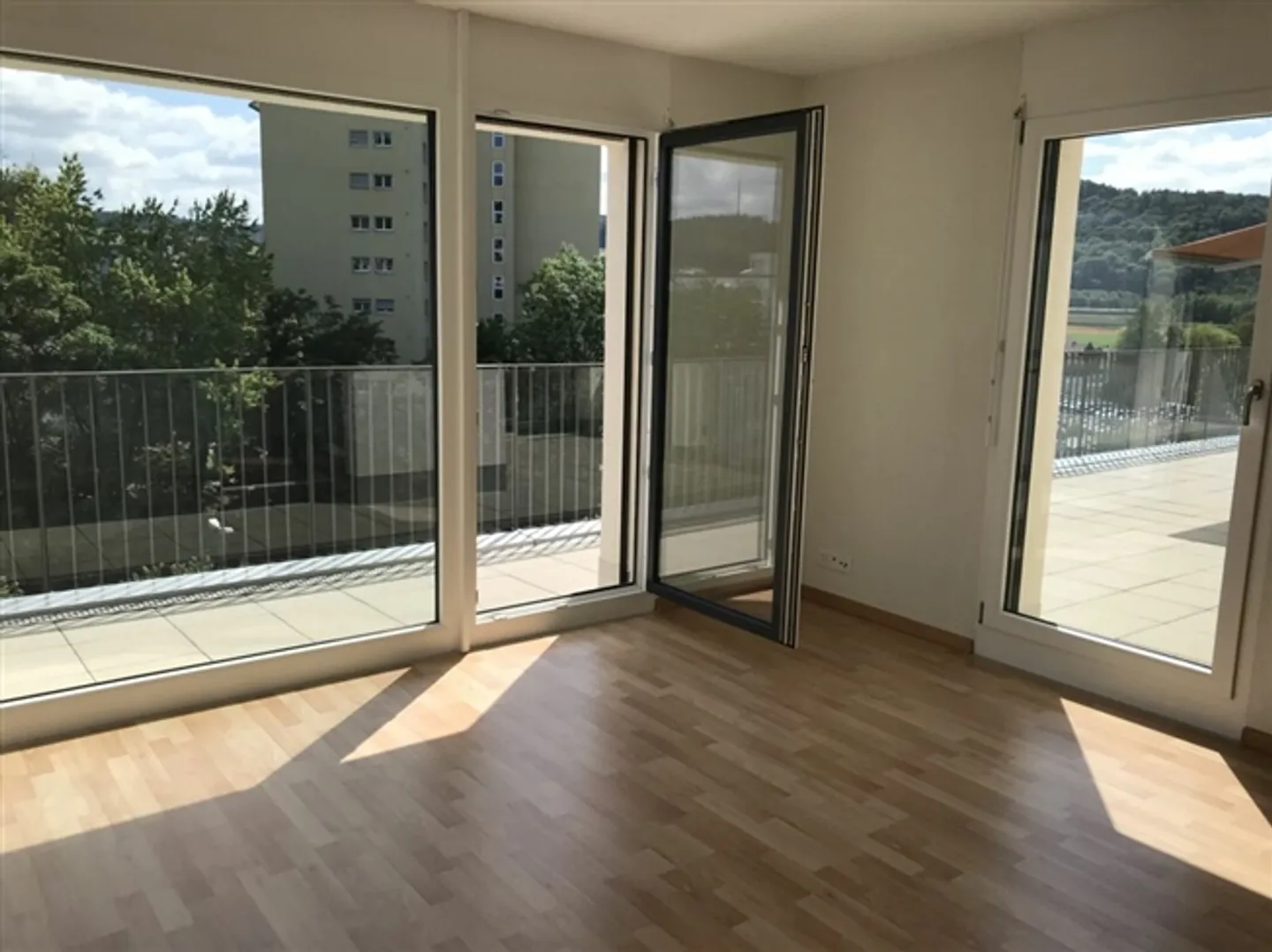 Appartement Attique Exclusif à Wülflingen - Photo 3 sur 13